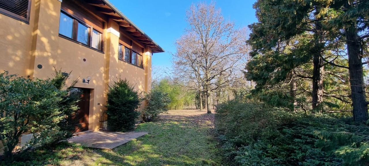 Farolfi Apartments Villa Galliera โบโลญญา ภายนอก รูปภาพ