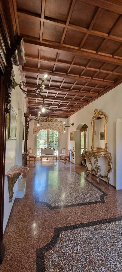 Farolfi Apartments Villa Galliera โบโลญญา ภายนอก รูปภาพ