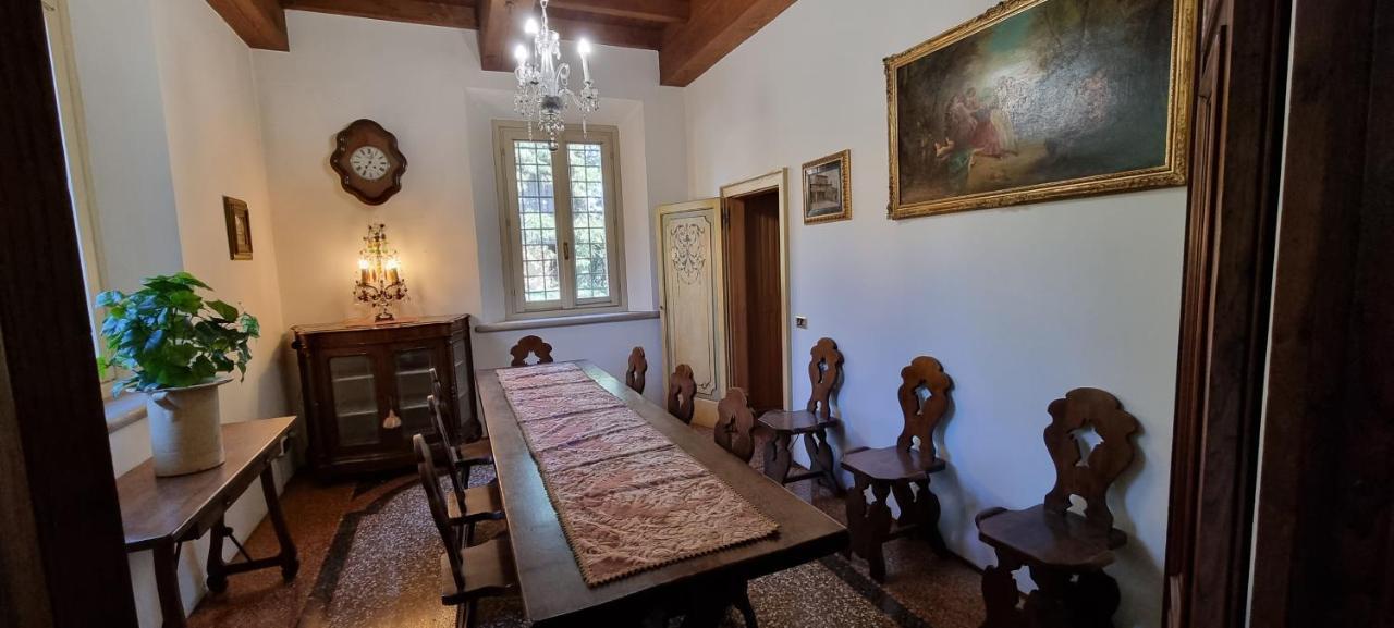 Farolfi Apartments Villa Galliera โบโลญญา ภายนอก รูปภาพ
