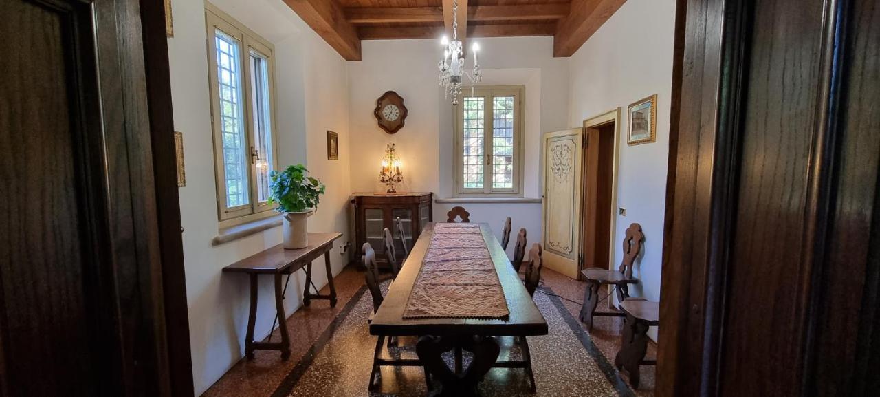 Farolfi Apartments Villa Galliera โบโลญญา ภายนอก รูปภาพ