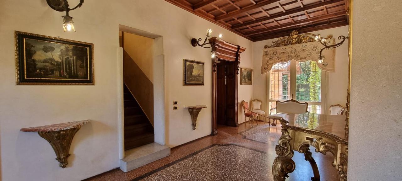 Farolfi Apartments Villa Galliera โบโลญญา ภายนอก รูปภาพ