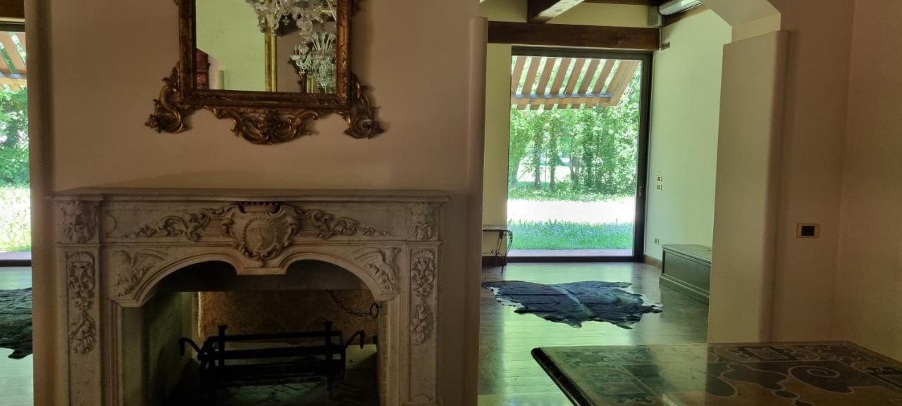 Farolfi Apartments Villa Galliera โบโลญญา ภายนอก รูปภาพ