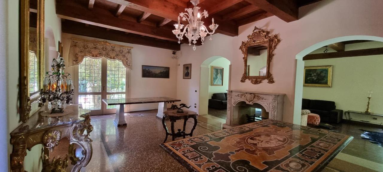 Farolfi Apartments Villa Galliera โบโลญญา ภายนอก รูปภาพ